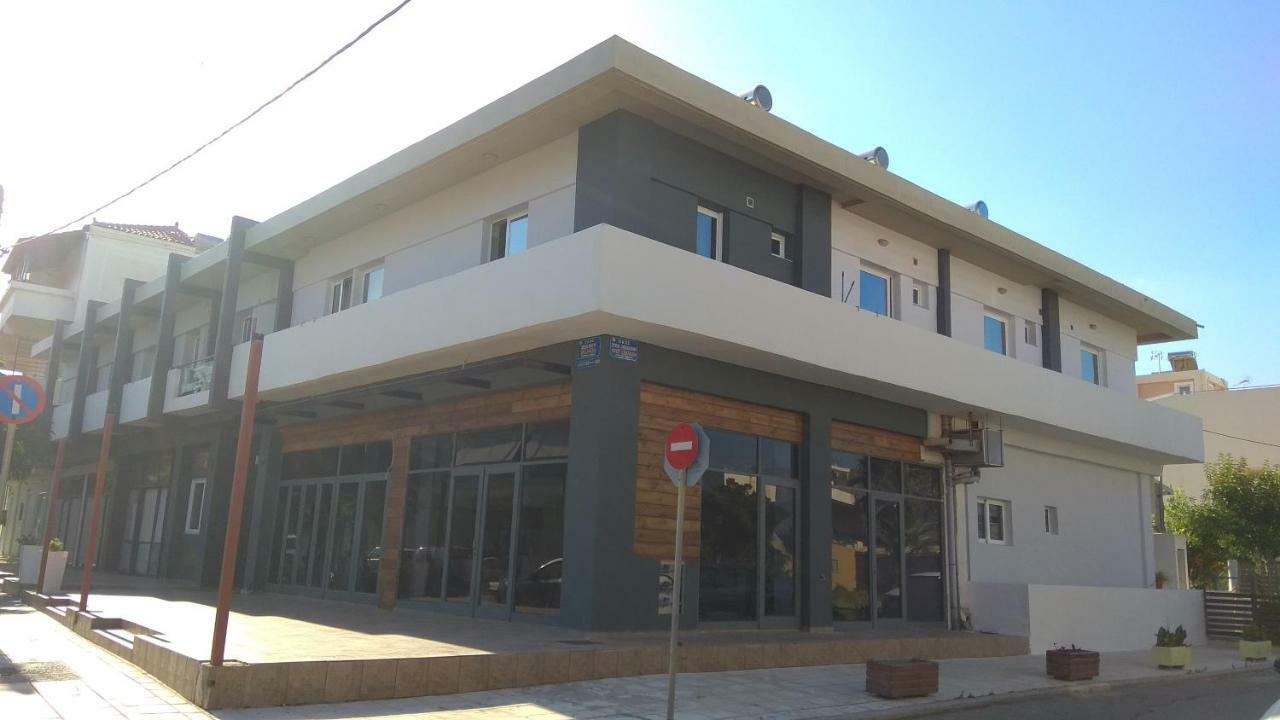 干尼亞Poppy Beloni公寓式酒店 外观 照片